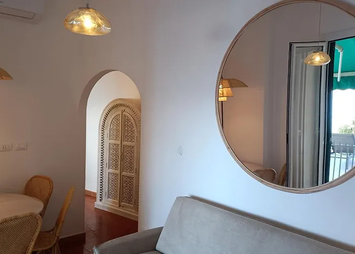 Sea View Viviana شقة *
