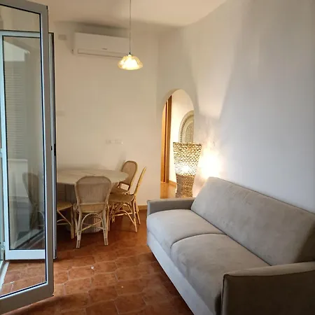 Sea View Viviana Apartment *